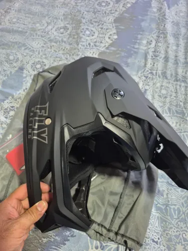 Capacete fly de downhill novo