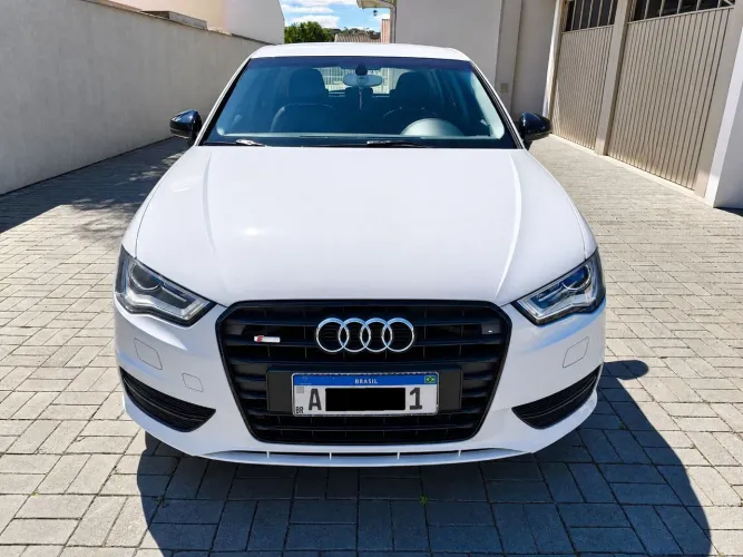 Audi A3 Sportback 1.8 16V TFSI S-tronic 5P 2014