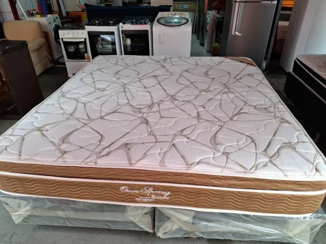 Cama box super king size 193 por 203 