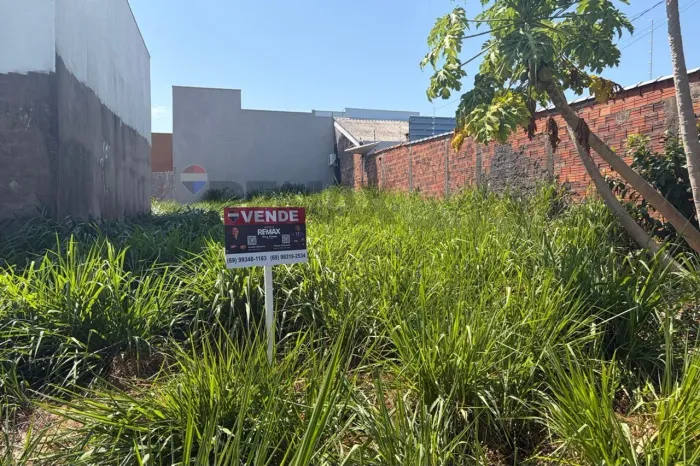 Terreno à venda no Park dos Buritis 217,92 m²