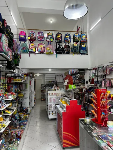 Papelaria Completa à Venda - Excelente Oportunidade no Centrinho da Lagoa