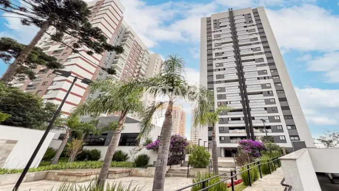 APARTAMENTO EM CONDOMÍNIO CLUBE COM 2 SUÍTES E 2 VAGAS Apartamento Amplo, Andar Alto Em Co