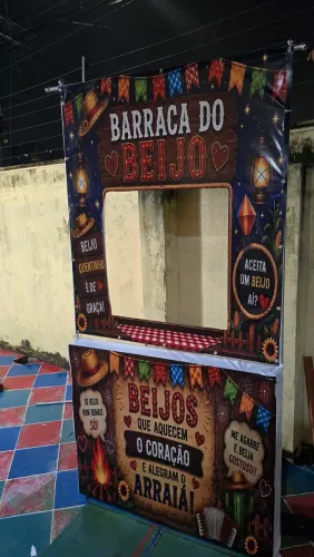 Barraca do Beijo - São João