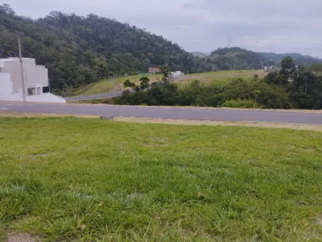 Terreno à venda Condomínio Reserva do Valle I (333m2)