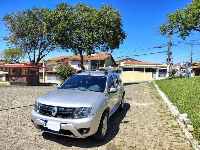 Renault Duster Dynamique 2.0 Hi-flex 16V Aut. 2016