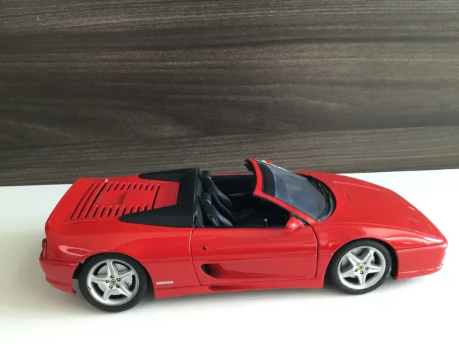 Ferrari 355 UT Models 1:18