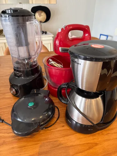Kit cozinha - liquidificador + cafeteira + batedeira + sanduicheira