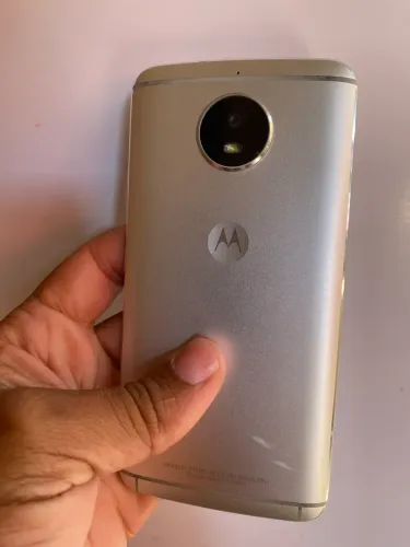 Vendo Celular Moto G5s 32GB