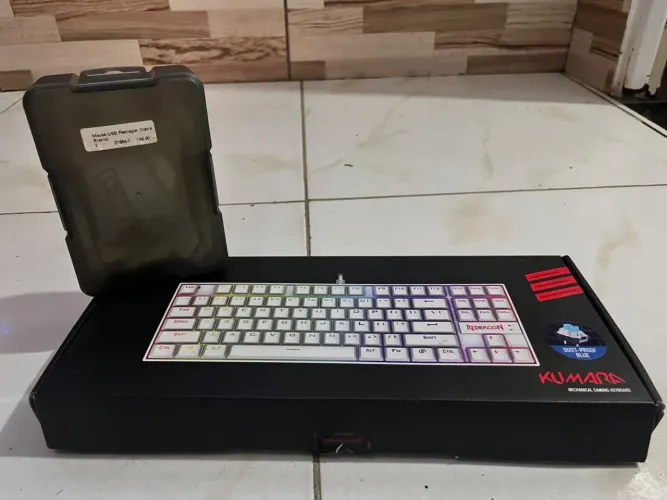 Kit Teclado Mecânico + Mouse