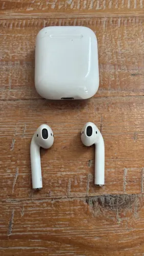 Não aceito trocas! Estojo De Recarga Airpods Apple Original (a1602) + Fones (detalhe!)
