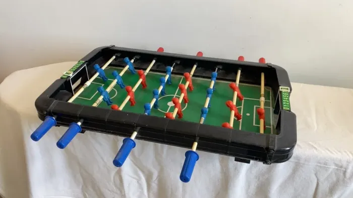 Mesa de pebolim infantil