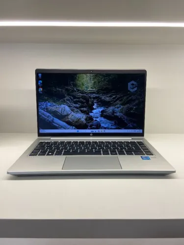 Notebook em alumínio Core i5 11a 8GB Ram 256GB Ssd 14 pol FHD