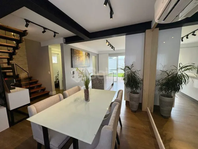 Casa a venda no condomínio Vila Quinta dos Manacás, em Vinhedo, interior de São Paulo.