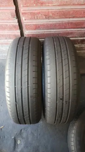Pneus aro 15 185 65 15 seminovos marca Goodyear