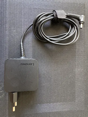 Carregador Original Lenovo para Notebook IdeaPad 320 - Bivolt - Excelente Estado