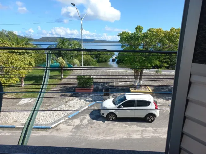 Quarto e sala em Salinas da Margarida para temporada