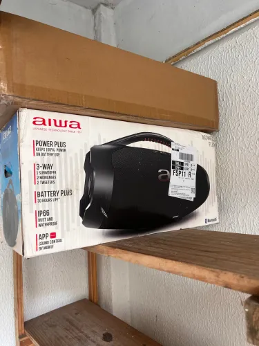 Caixa som aiwa ip66