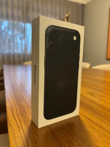 iPhone 18 pro 256gb preto, lacrado com NF