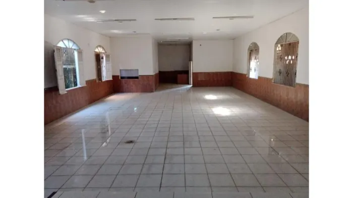 Sala Comercial para Venda em Ananindeua, Atalaia, 1 dormitório, 2 banheiros