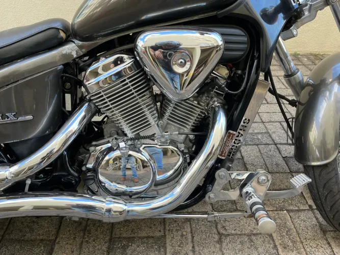 Honda Shadow VT 600 2002 61000km