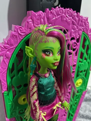 Monster High Venus Mcflytrap