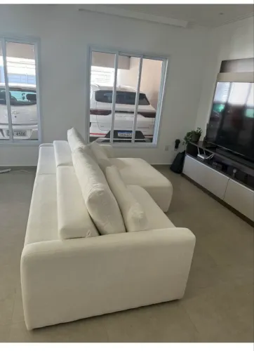 Sofa 4 lugares retratil e reclinavel boucle linho cru alto padrao