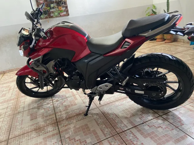 Fazer 250