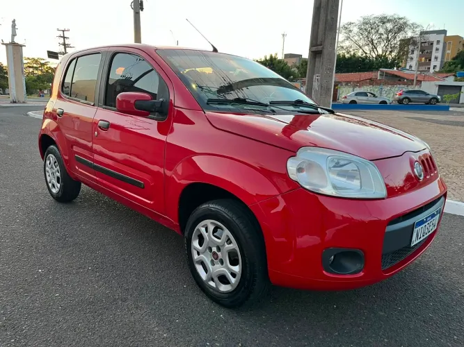 Fiat Uno Attracti. Celeb.1.4 EVO F.flex 8V 4P 2011