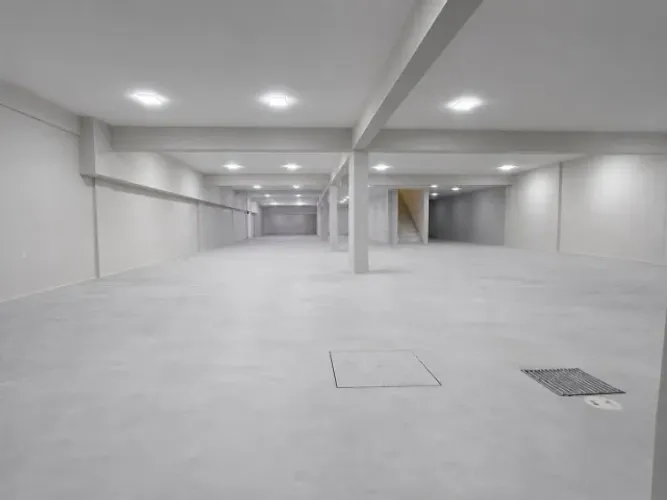 Alugo Ponto Comercial no Centro de NV - 350 m²