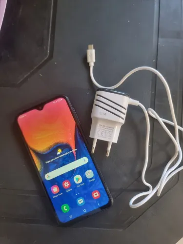 Celular Samsung A10 Funcionando