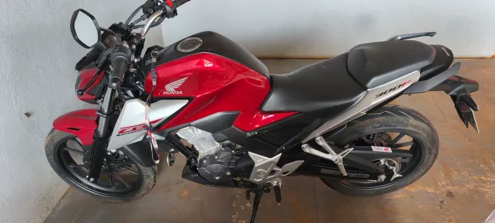 Vendo CB Twister 300f