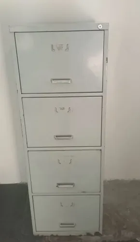 Armário de aço escritório