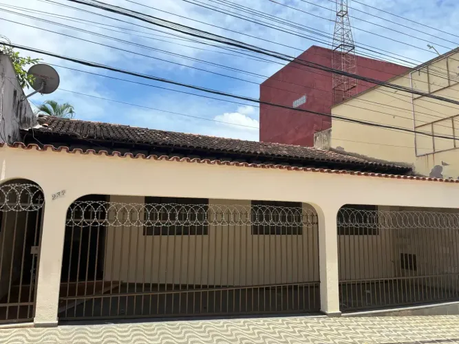 Casa comercial