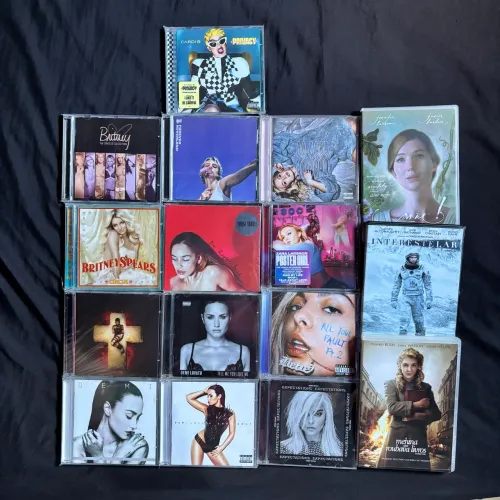 lote cd internacional pop zara larsson britney spears jorja smith bebe rexha demi lovato