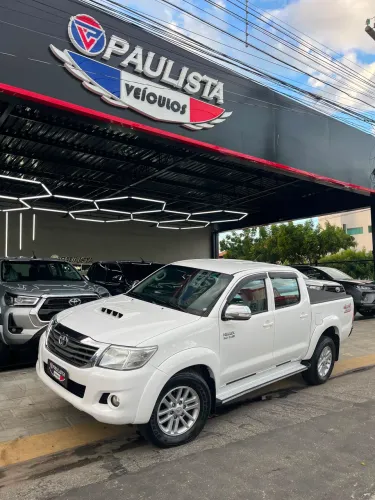 Toyota Hilux CD SRV D4-d 4X4 3.0 TDI Diesel AUT 2014