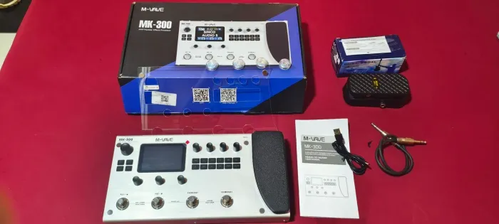 Pedaleira Mk300 + Pedal de Expressão + Acessórios