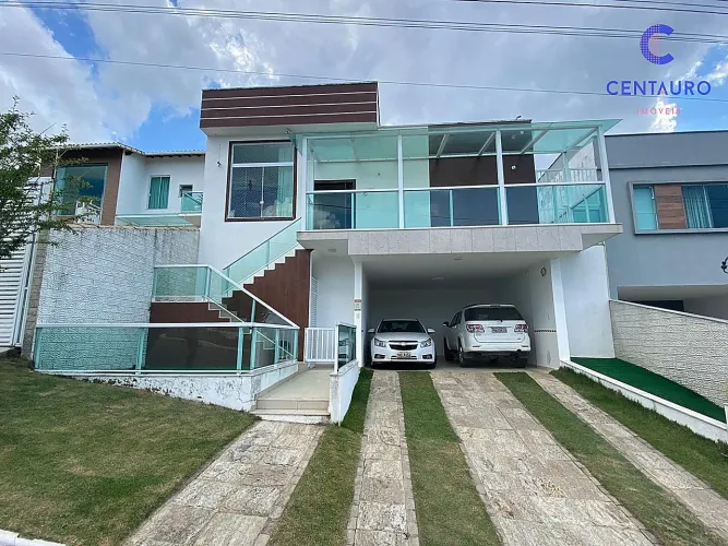 Ótima casa na Rua principal do Condomínio Nova Gramado