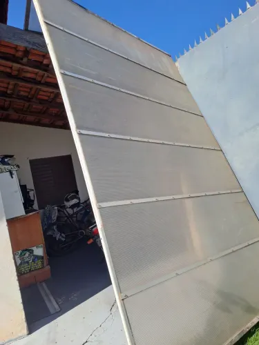 Vendo dois toldos acrilico