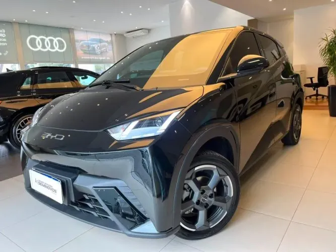 BYD Dolphin EV (Elétrico) 2025
