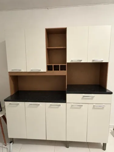 Armário de Cozinha (perto da UFS) - 1,70m largura x 2,00m altura X 45cm profundidade