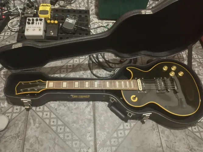 Guitarra les paul com cap malagoli 