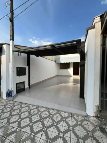 CASA A VENDA NO CENTRO DE TAUBATE!