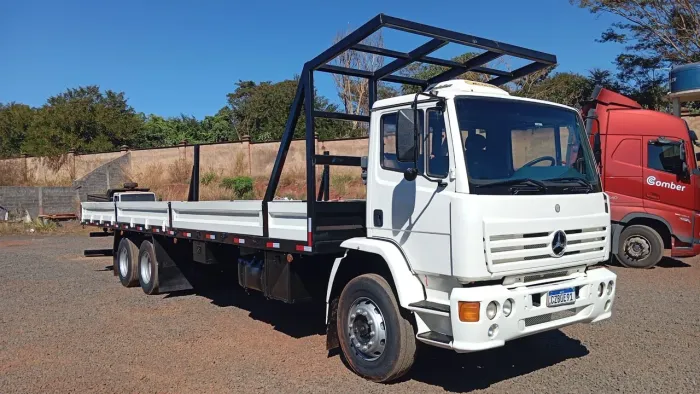 Vende-se caminhão Mercedes 1720 trucado ano 2004