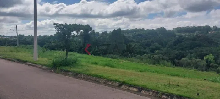 Comprar/vendo: Terreno à venda com 817m², declive, no condomínio de alto padrão Terras da 