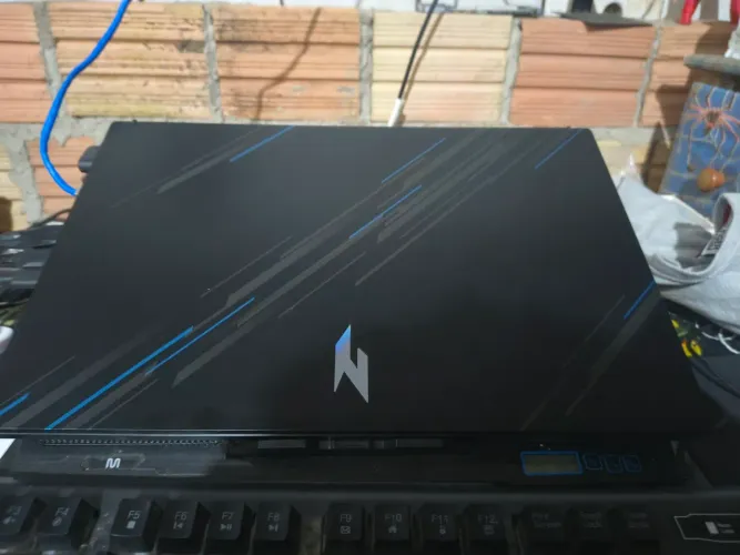 ACER NITRO V15 GAMER