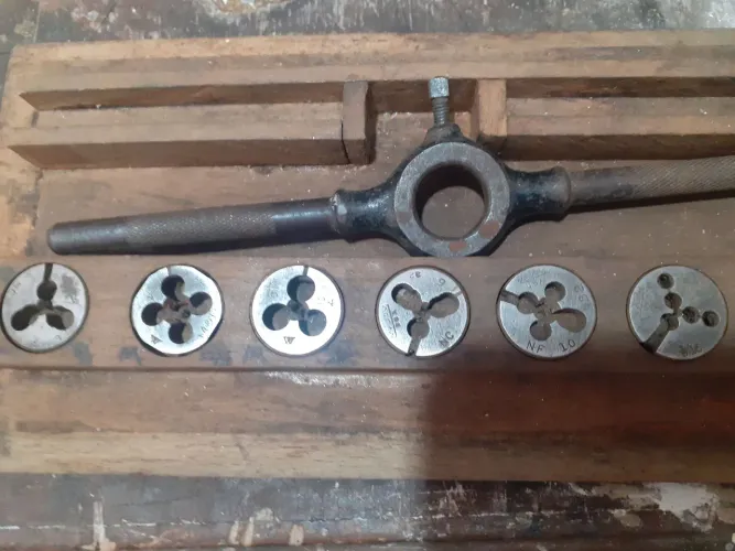 Kit macho e cossinete com 6 peças