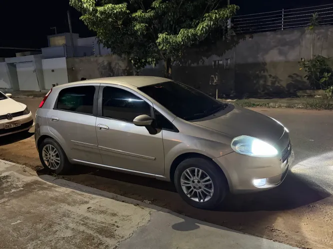 Fiat Punto ELX 1.4 Fire Flex 8V 5P 2009
