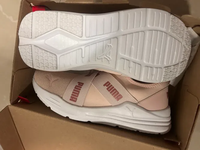 Tênis Wired Run Slip-On Wns BDP (PUMA) n 37