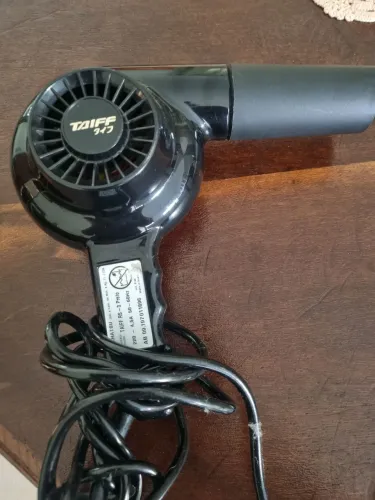 SECADOR 220V TAIFF EXCELENTE