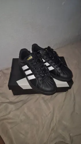 Adidas streettalk